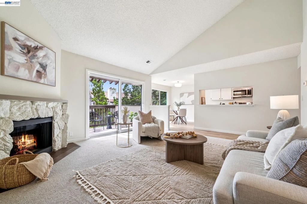 21062 Gary Dr 217, Hayward
