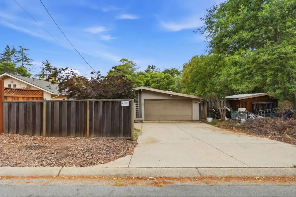 13741 Quito Road, Saratoga