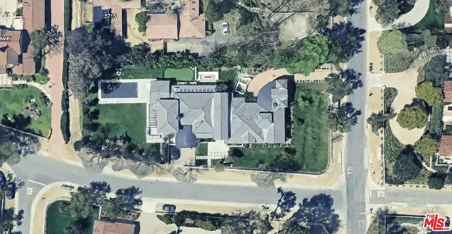 5717 Round Meadow Road, Hidden Hills