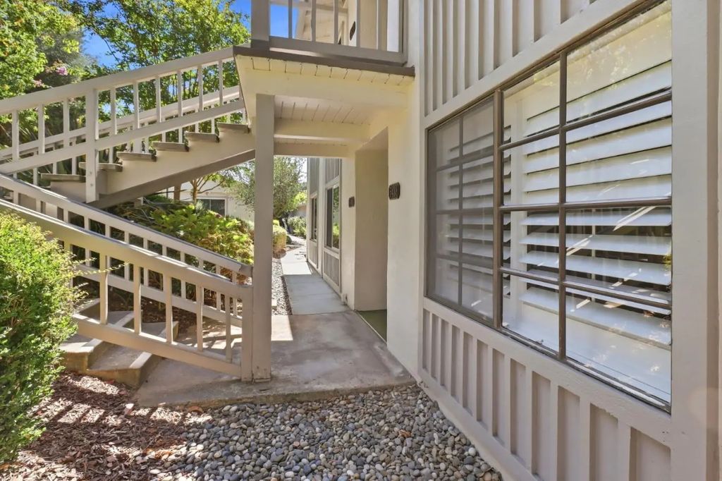 5438 Cribari Green, San Jose