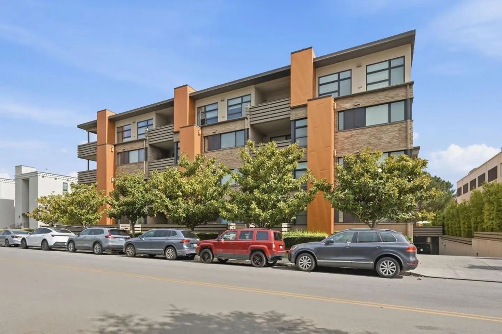 1838 Ogden Drive 110, Burlingame