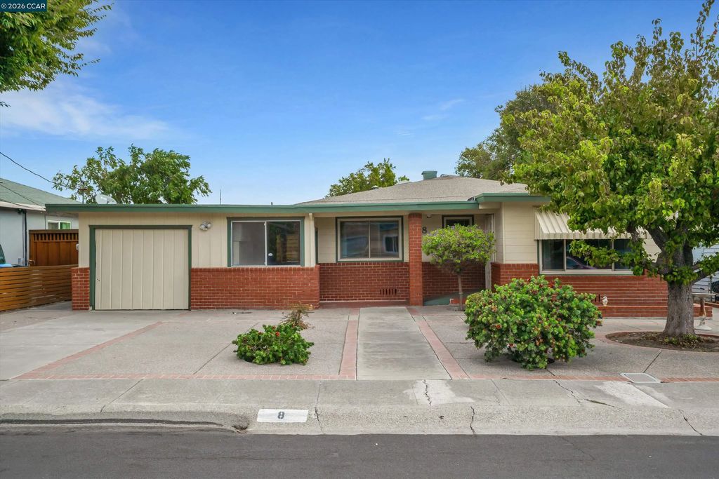 8 Water St, Bay Point
