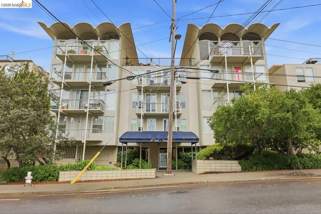 811 York St 237, Oakland