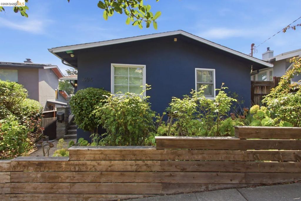 494 Jean St, Oakland