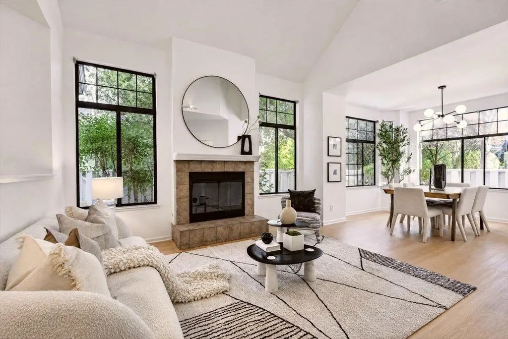 454 Mountain Laurel Court, Mountain View