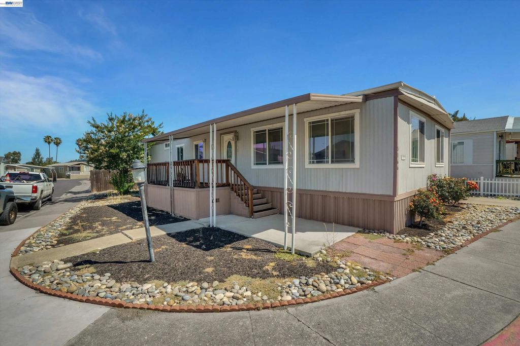 5166 Sunrise Dr 129, Livermore