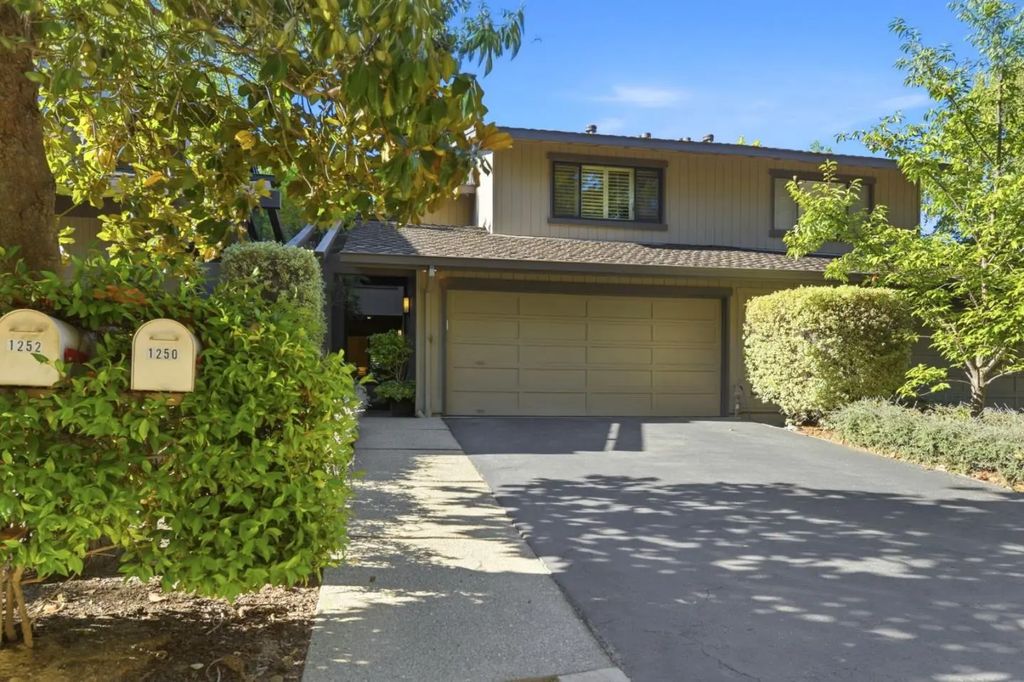 1252 Sharon Park Drive, Menlo Park