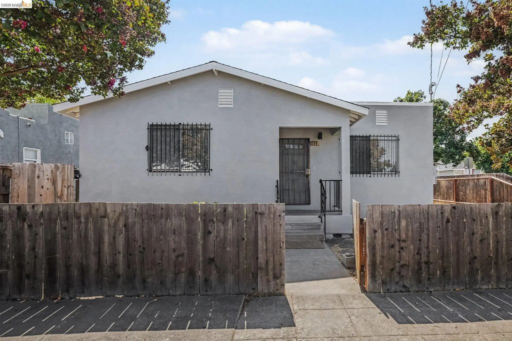 206 E 16th St, Pittsburg