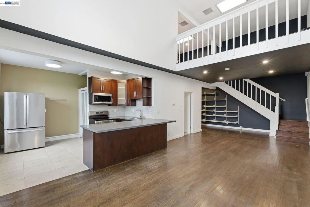 1004 9th Ave, Oakland