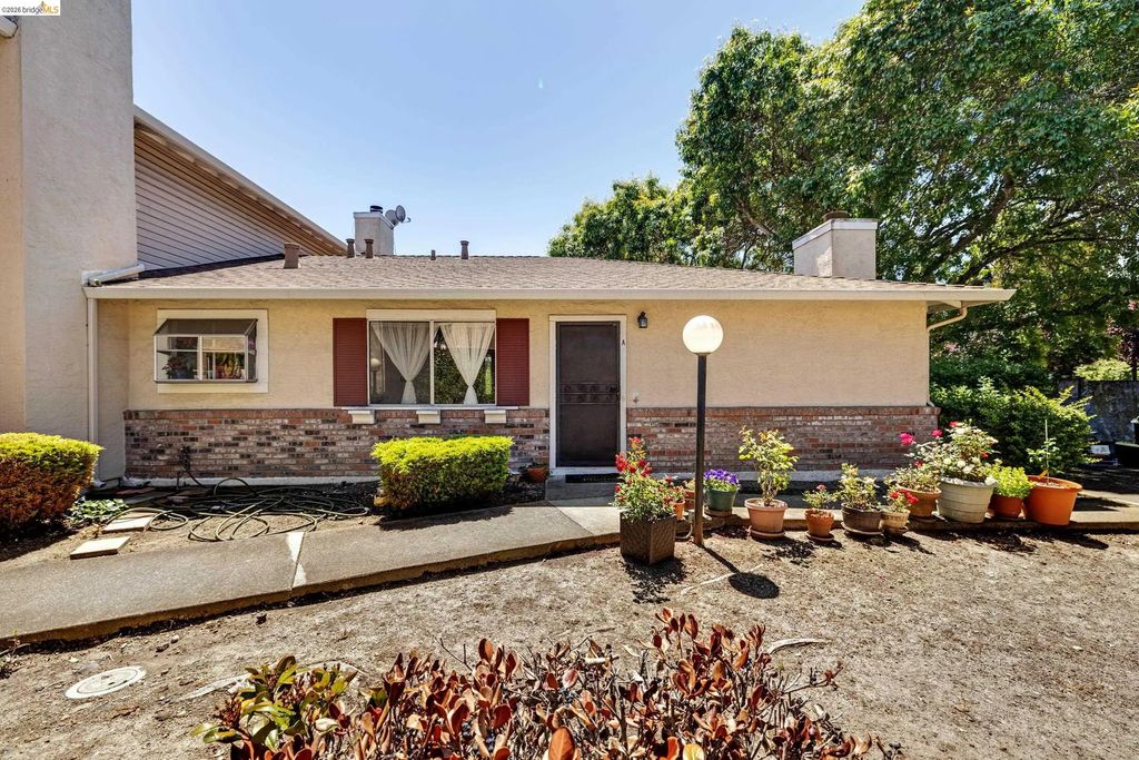 2567 El Portal Dr A, San Pablo