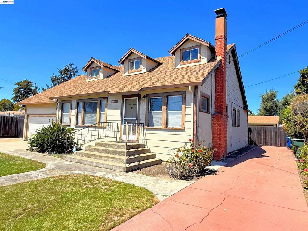 2241 W Avenue 135th, San Leandro