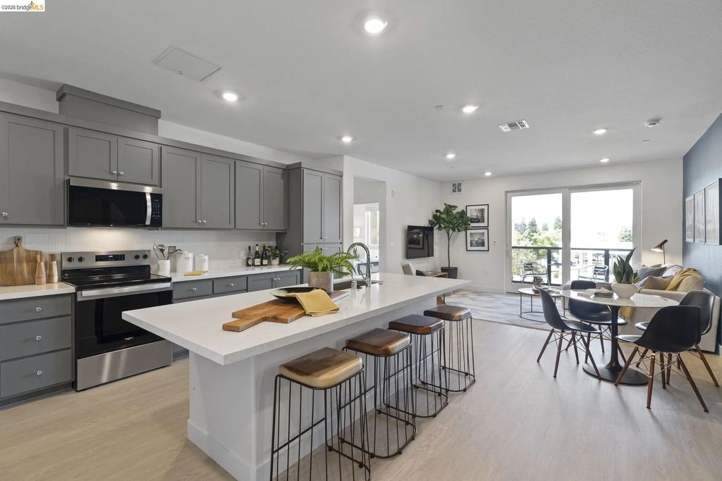 500 Somi Ct 209, Hayward