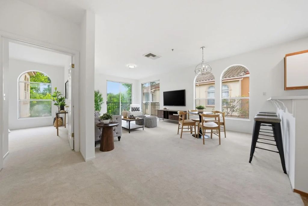 951 S 12th 311, San Jose