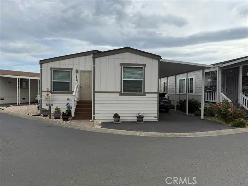 1200 W Winton 142, Hayward