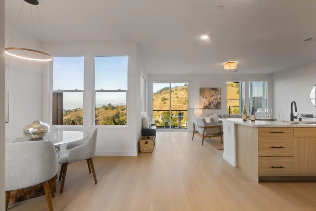 821 Fassler Avenue, Pacifica