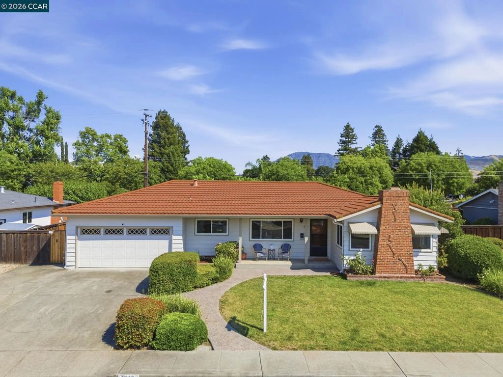 1748 Elmhurst Ln, Concord