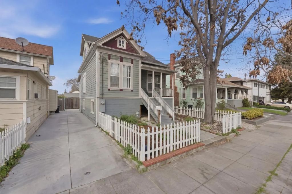 325 E Saint John Street, San Jose