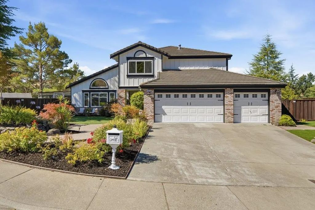 2008 Hill Meadow Place, Danville