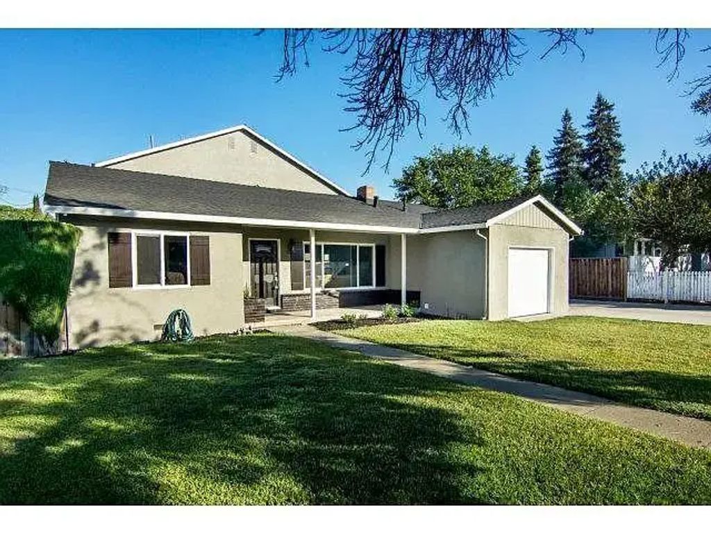 1354 Saratoga Ave, Saratoga