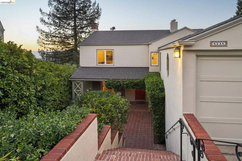 5235 Harbord Dr, Oakland