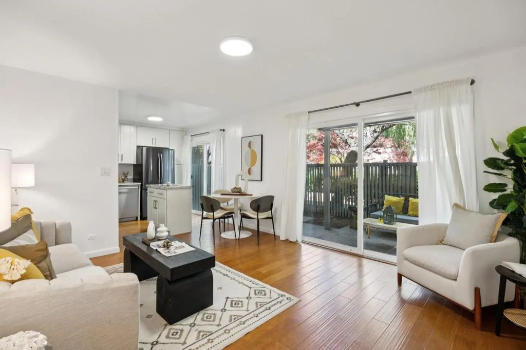 255 S Rengstorff Avenue 161, Mountain View