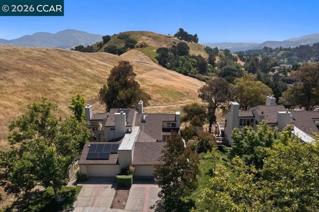 1803 Lamplight Ct, Walnut Creek