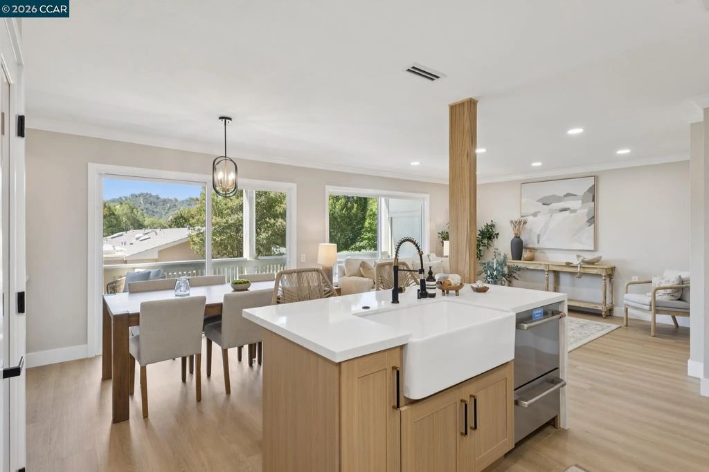 2101 Golden Rain Rd 14, Walnut Creek