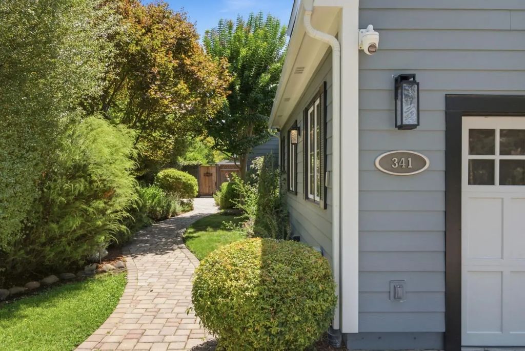 341 Arlington Road, Redwood City