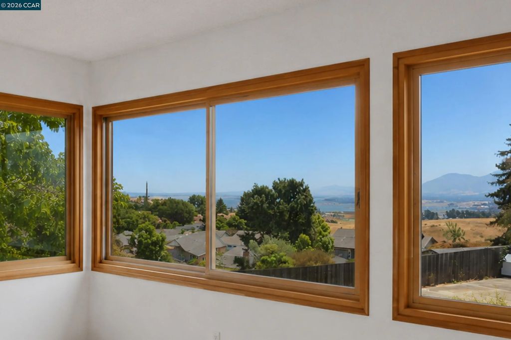 104 Gill Way, Benicia