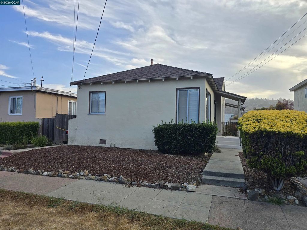 1662 San Benito St, Richmond
