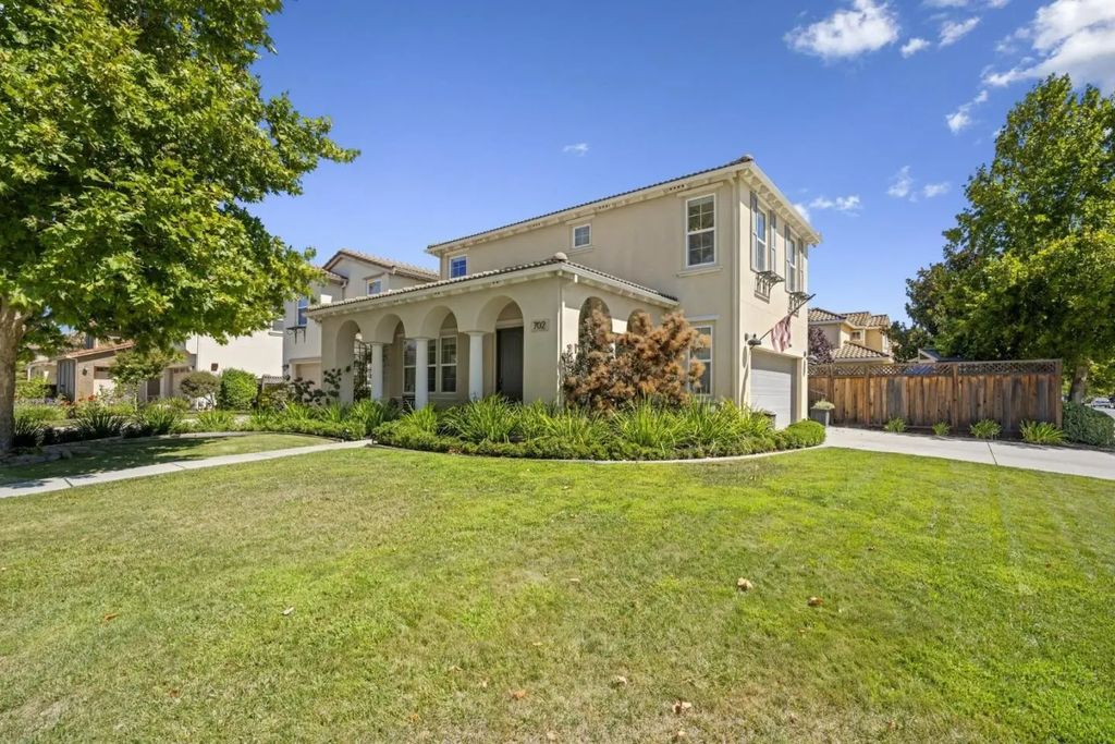 702 San Gabriel Avenue, Morgan Hill
