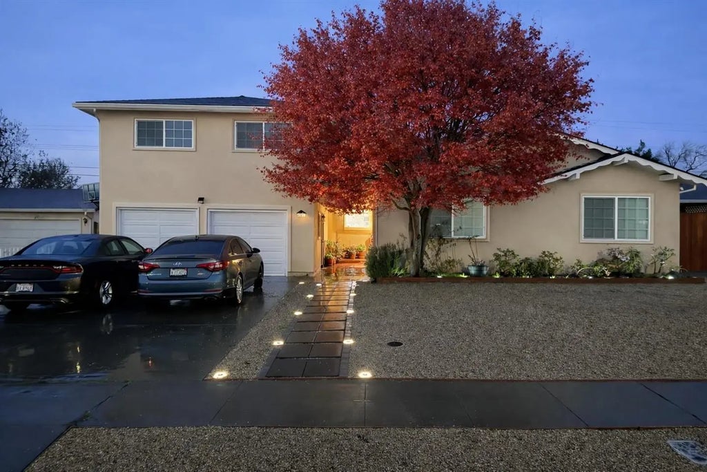 41670 Paseo Padre Parkway, Fremont