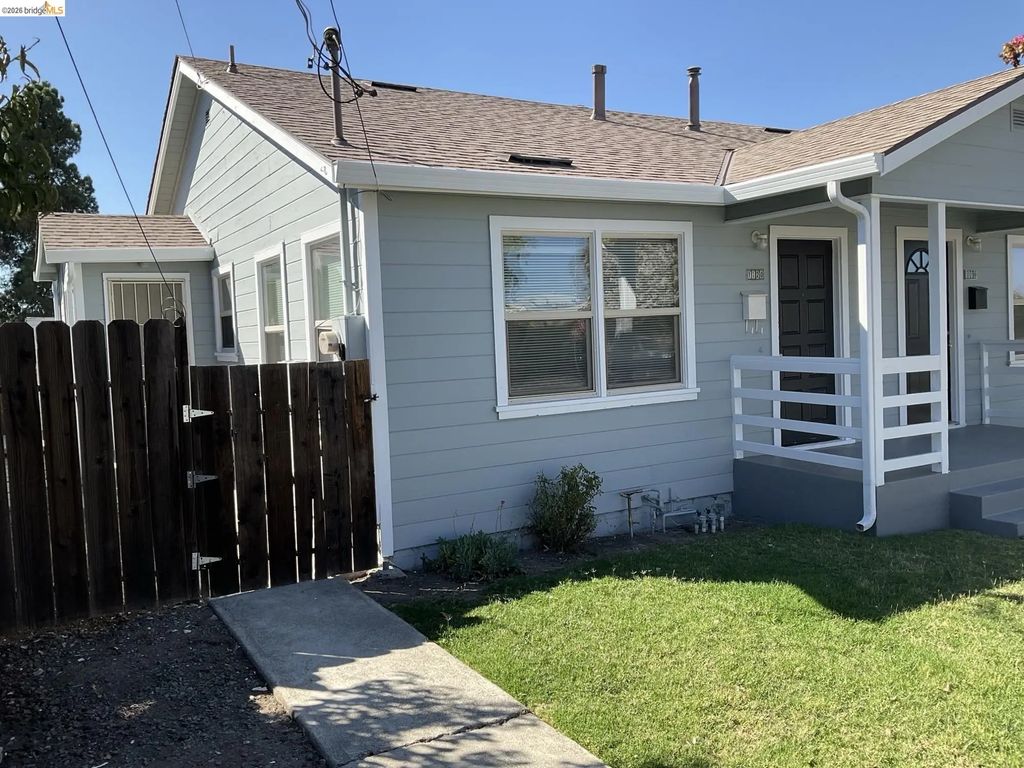 1120 Maple Street, Pittsburg