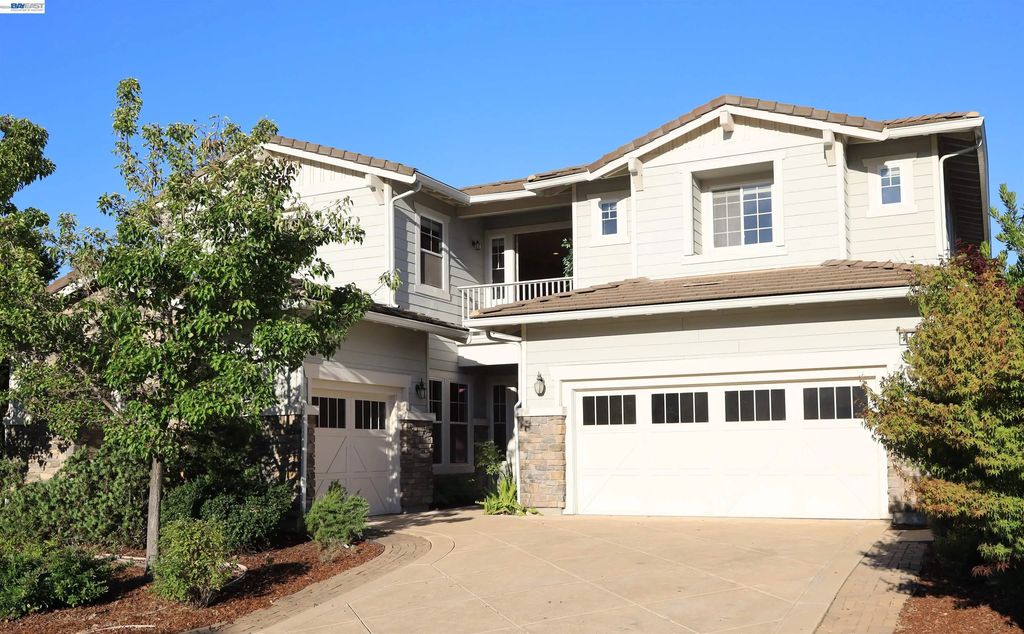 131 Arundel Dr, Hayward