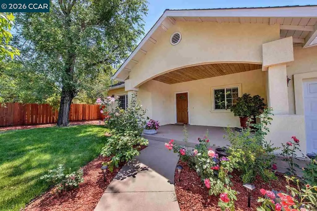 2527 Buena Vista Ave, Walnut Creek