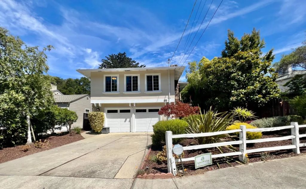 2816 San Juan Boulevard, Belmont