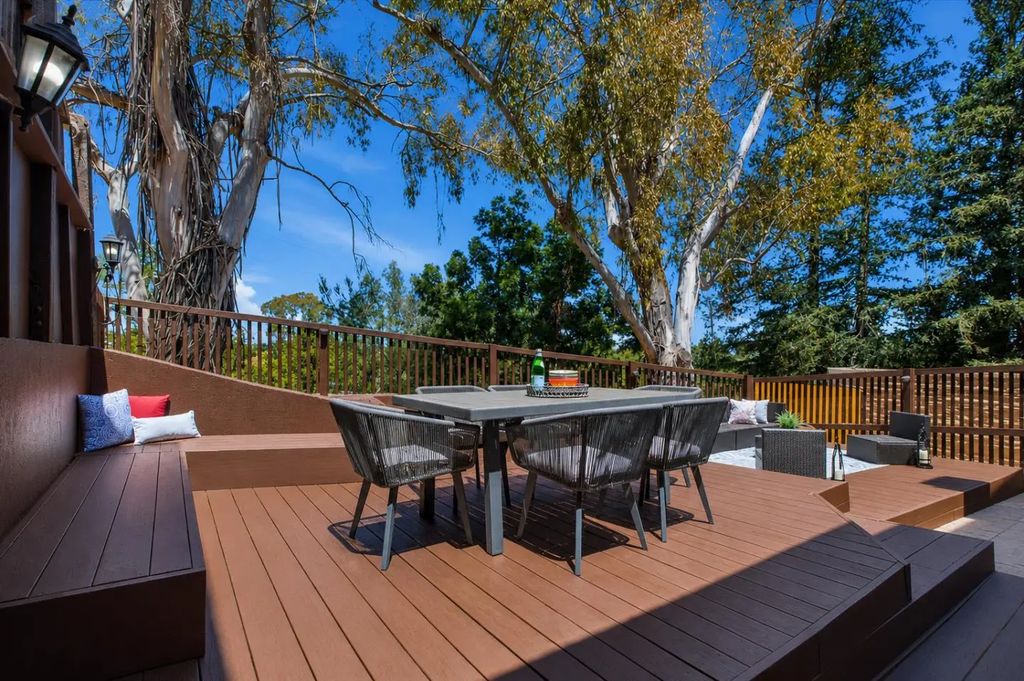 22963 Longdown Road, Cupertino