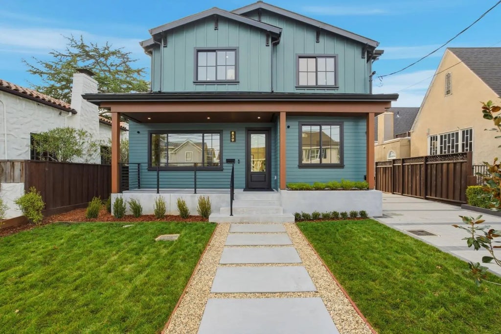 839 Crossway Road, Burlingame