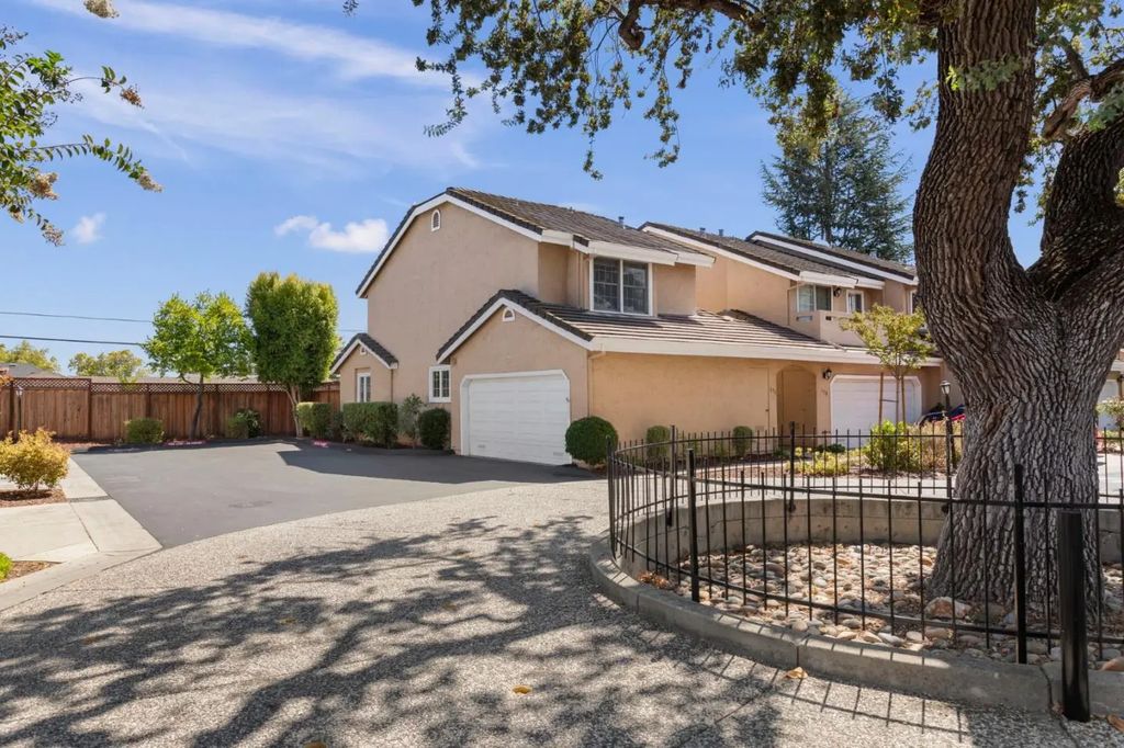 171 Redding Road, Campbell