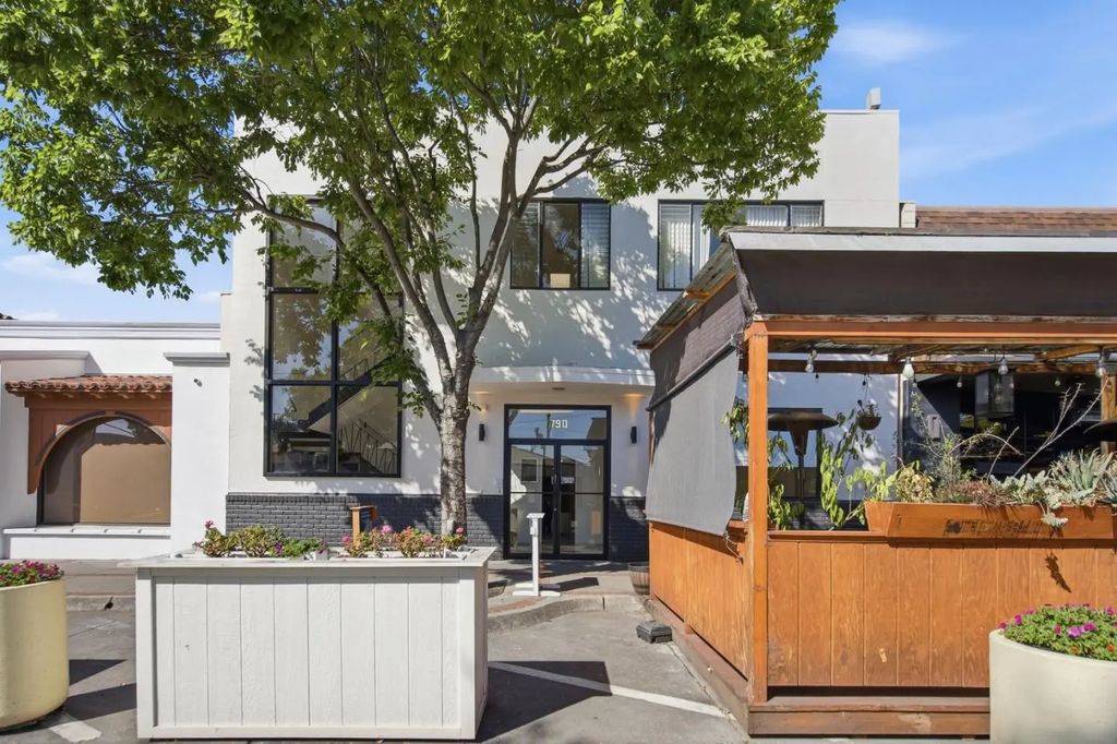 790 Laurel Street, San Carlos