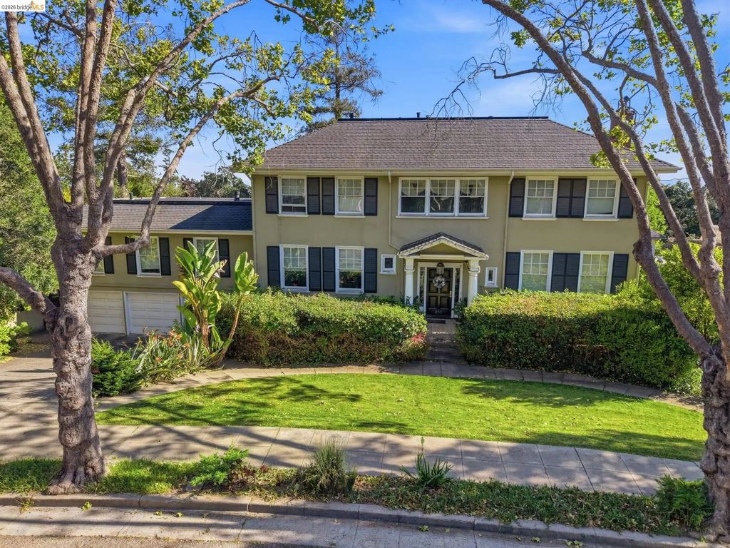 210 La Salle Ave, Piedmont
