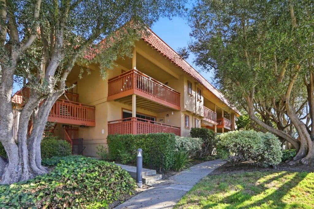 1035 Alta Mira Drive A, Santa Clara