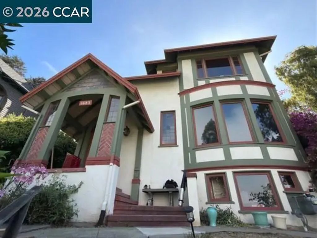 1683 La Loma Ave, Berkeley