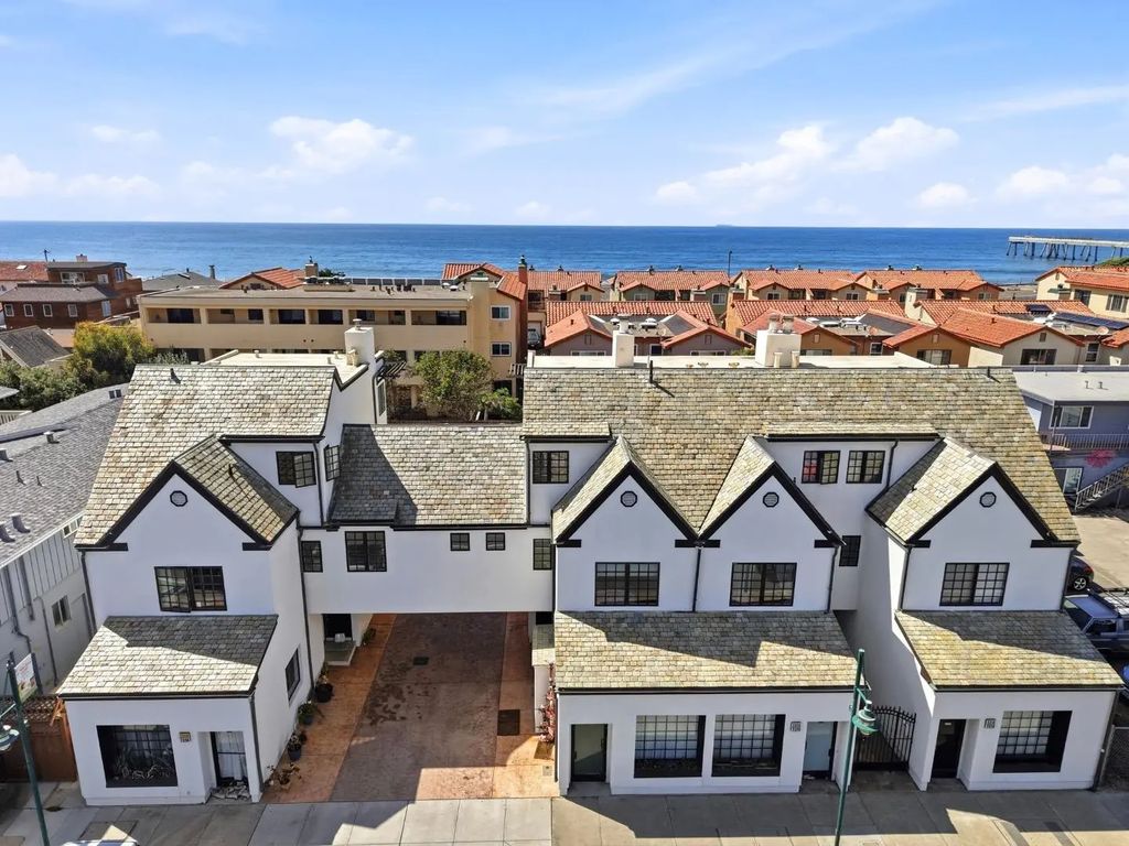 2338 Palmetto Avenue, Pacifica