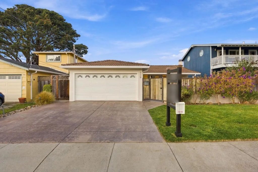 715 Montezuma Drive, Pacifica