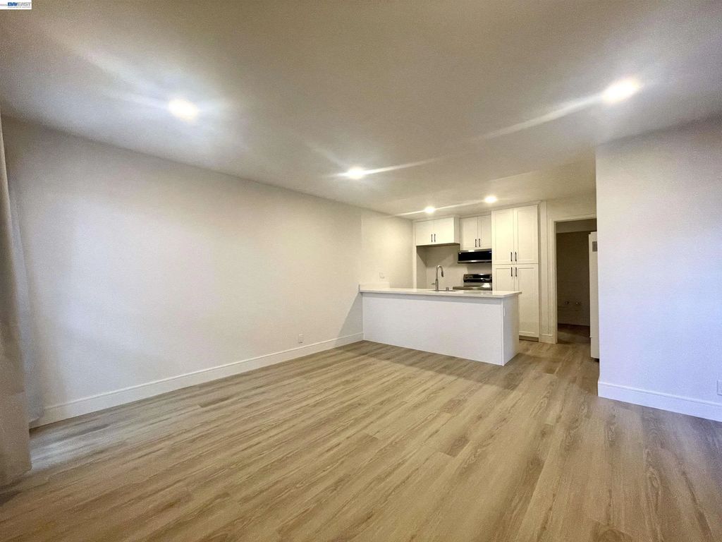 1428 Madison St #104, Oakland