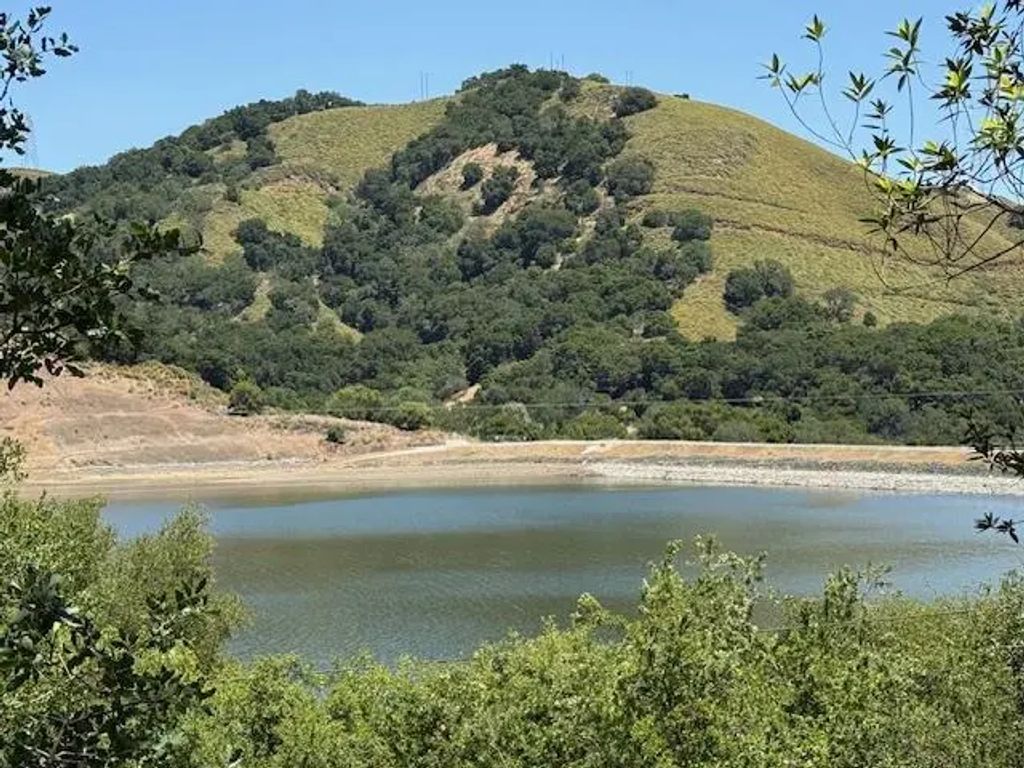 14056 Uvas Road, Morgan Hill