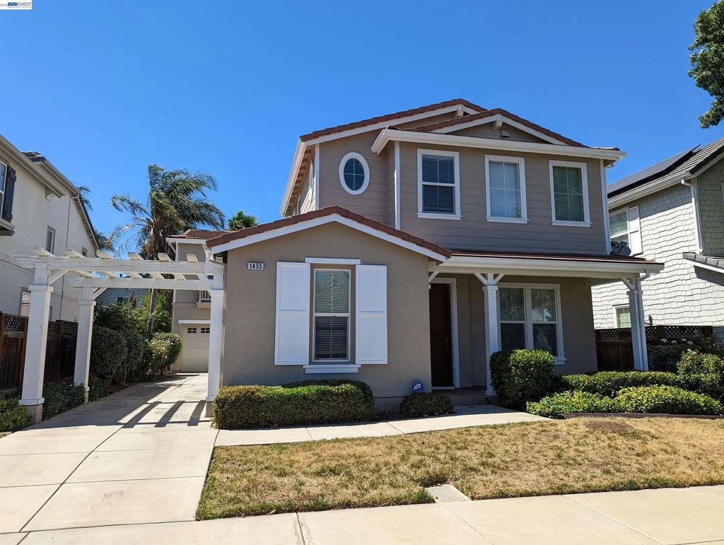 1455 Paradise Ln, Brentwood