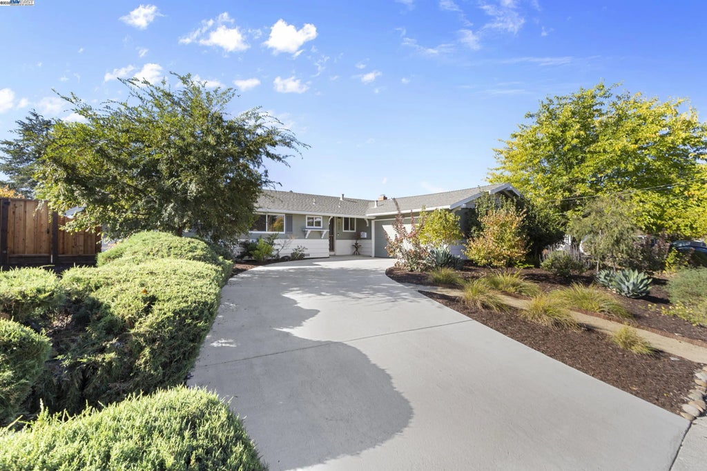 5490 Wilke Dr, Concord