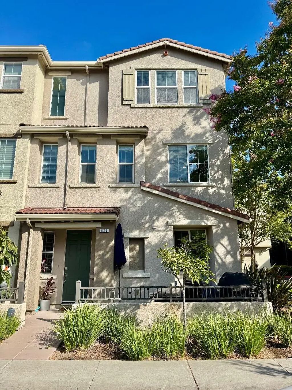 632 Moss Way, Hayward